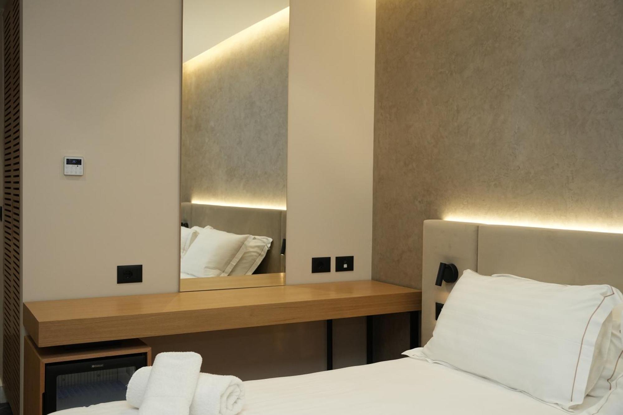 Bounty Hotel Голем Екстериор снимка